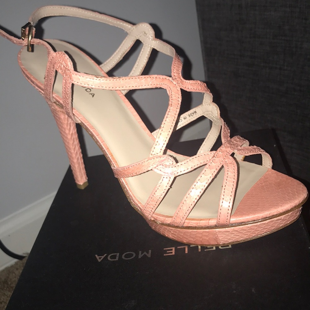 pelle moda vivid snake strap sandals